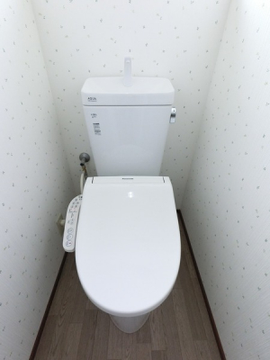 トイレ　清潔感と快適さと心地よさ♪
毎日使うトイレだから心地よい空間に保ちたい。もちろんウォシュレット完備です！１・2階にトイレあり。