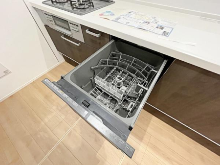 キッチン　食器洗浄乾燥機