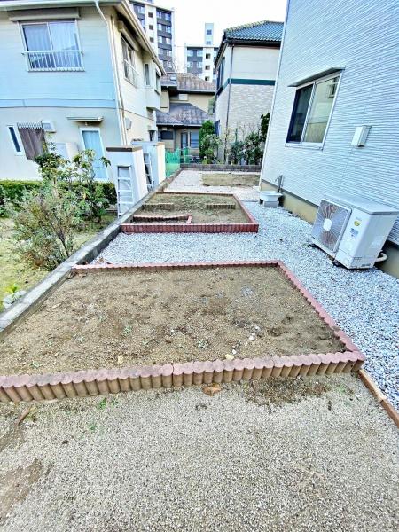 _ސ쌧ls扺a1ڂ̒ÈˌẲ摜