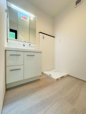 _ސ쌧ԎsJ5ڂ̒ÈˌĂ̐ʑEʏ