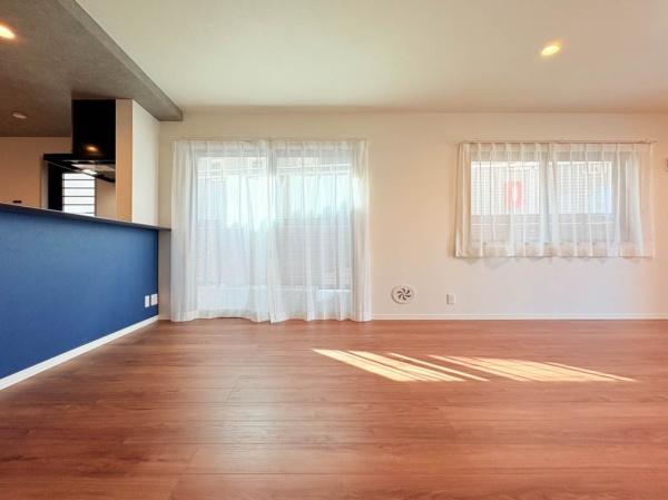 �_�ސ쌧���l�s���攒��6���ڂ̐V�z��ˌ��Ẵ��r���O