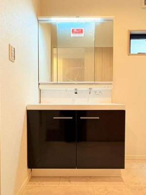 �_�ސ쌧���l�s���攒��6���ڂ̐V�z��ˌ��Ă̐��ʑ�E���ʏ�