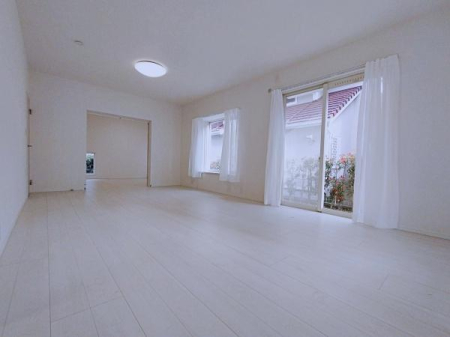 _ސ쌧lstu2ڂ̒ÈˌẴrO