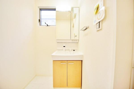 _ސ쌧͌sߊ2ڂ̒ÈˌĂ̐ʑEʏ