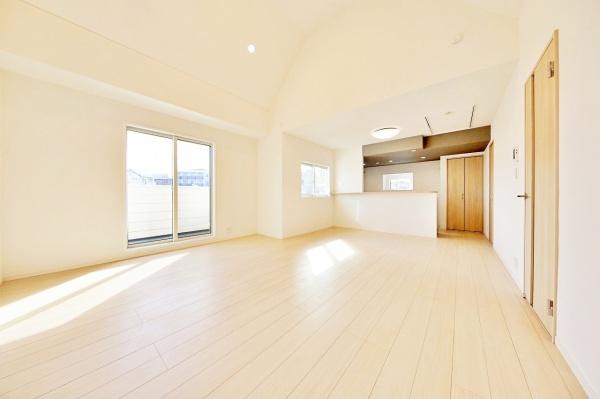 _ސ쌧͌sߊ2ڂ̒ÈˌẴrO