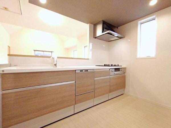 _ސ쌧͌sߊ2ڂ̒ÈˌẲ摜