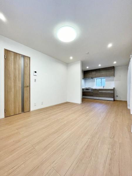 _ސ쌧ls拫VJ̒ÈˌẴrO