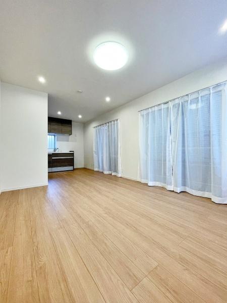 _ސ쌧ls拫VJ̒ÈˌẴrO