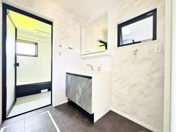 _ސ쌧sk2ڂ̐VzˌĂ̐ʑEʏ