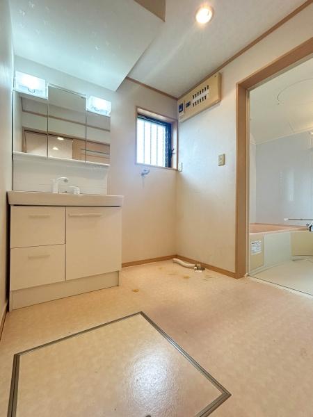 _ސ쌧ls搴Pu̒ÈˌĂ̐ʑEʏ