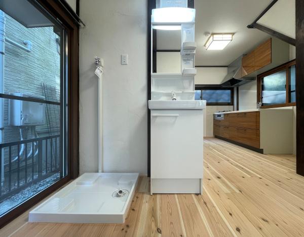 _ސ쌧lsZc3ڂ̒ÈˌĂ̐ʑEʏ