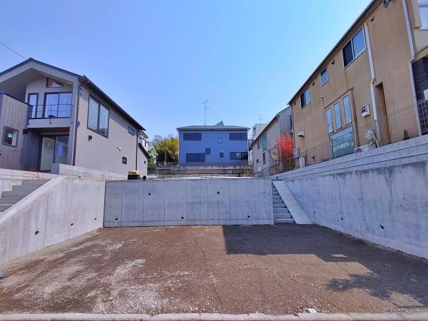 _ސ쌧lsߌ抁R1ڂ̓yn̂̑n