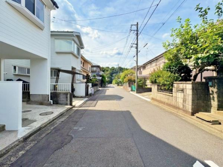 _ސ쌧asac̒ÈˌĂ̑OʓH܂ތnʐ^