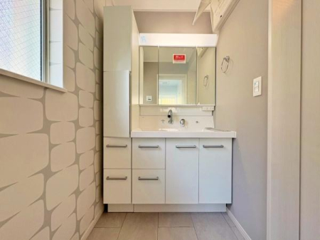 _ސ쌧asac̒ÈˌĂ̐ʑEʏ