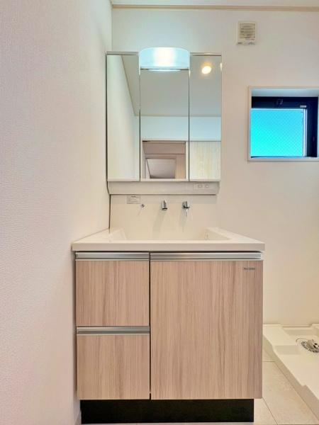 _ސ쌧ls񖓐2ڂ̐VzˌĂ̐ʑEʏ