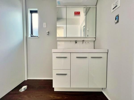 _ސ쌧s_3ڂ̐VzˌĂ̐ʑEʏ