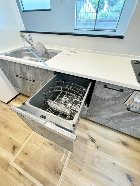 _ސ쌧ls˒ˋ拂5ڂ̐VzˌẲ摜