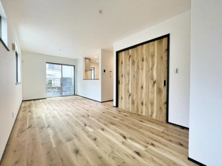 _ސ쌧ls˒ˋ拂5ڂ̐VzˌẴrO