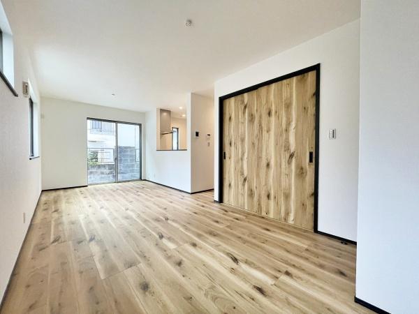 _ސ쌧ls˒ˋ拂5ڂ̐VzˌẴrO