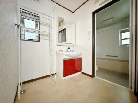 _ސ쌧{s2ڂ̒ÈˌĂ̐ʑEʏ