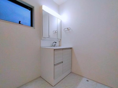 _ސ쌧lsߌ撩2ڂ̐VzˌĂ̐ʑEʏ