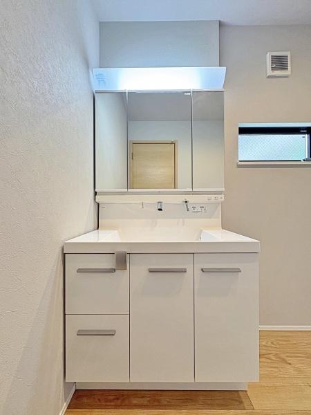 _ސ쌧ls_ސOc򒆒̐VzˌĂ̐ʑEʏ