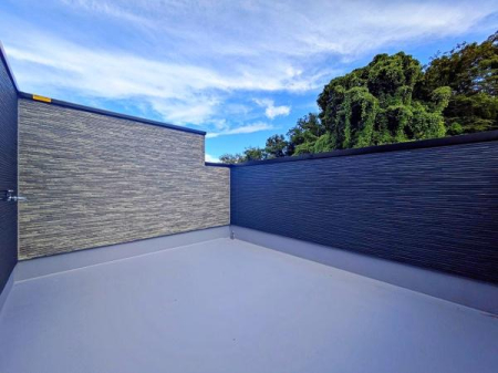 _ސ쌧lsh}4ڂ̐VzˌẴoRj[