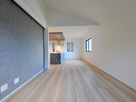 _ސ쌧lsh}4ڂ̐VzˌẴrO