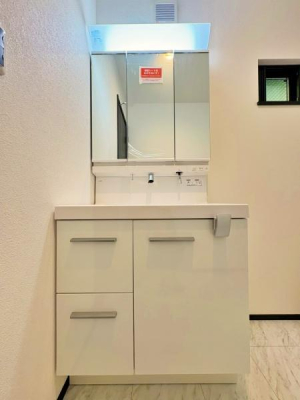 _ސ쌧ls˒ˋ̐VzˌĂ̐ʑEʏ