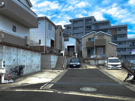 _ސ쌧lsʏ̒ÈˌĂ̑OʓH܂ތnʐ^