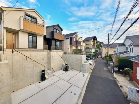 _ސ쌧ls`kk1ڂ̐VzˌĂ̑OʓH܂ތnʐ^