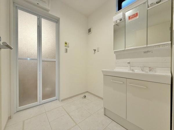 _ސ쌧qsR̍2ڂ̐VzˌĂ̐ʑEʏ