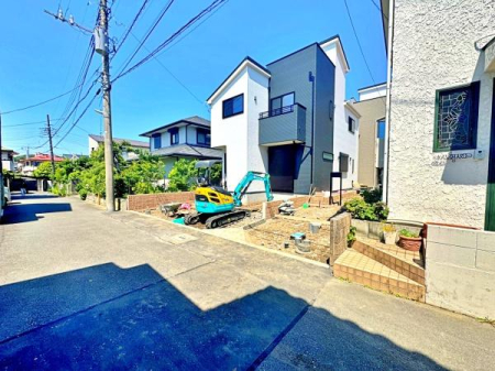 _ސ쌧qsq4ڂ̐VzˌĂ̑OʓH܂ތnʐ^