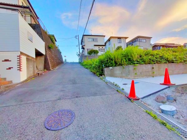 scs㏬Rc̒ÈˌĂ̑OʓH܂ތnʐ^