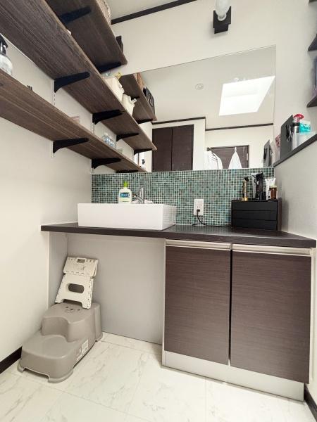 _ސ쌧lshc̒ÈˌĂ̐ʑEʏ