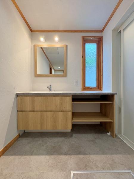 scsʐw2ڂ̒ÈˌĂ̐ʑEʏ