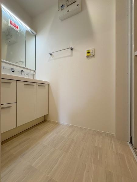 _ސ쌧lsߌn1ڂ̐VzˌĂ̐ʑEʏ