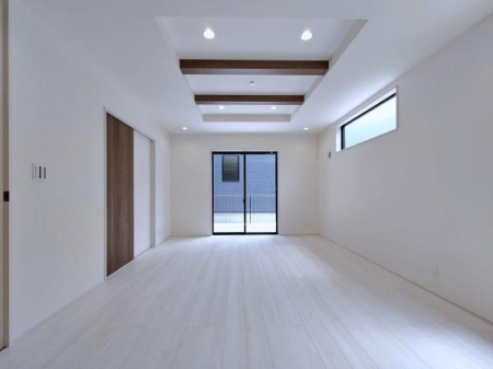 _ސ쌧ls撷l2ڂ̐VzˌẴrO