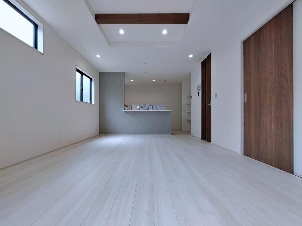 _ސ쌧ls撷l2ڂ̐VzˌẴrO