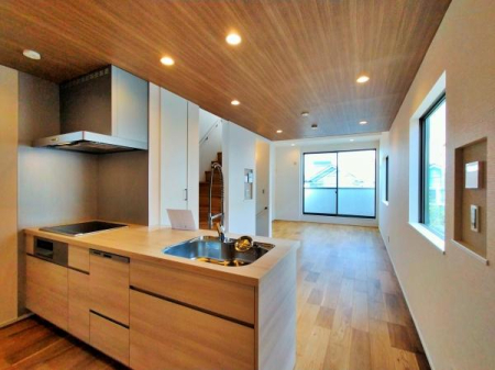 _ސ쌧qsKl2ڂ̒ÈˌẴrO