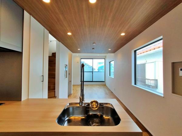 _ސ쌧qsKl2ڂ̒ÈˌẴrO