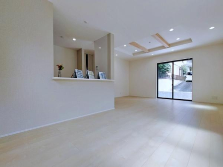 _ސ쌧ls撷l2ڂ̐VzˌẴrO