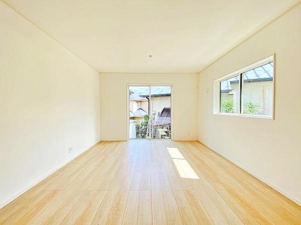 _ސ쌧lst`c4ڂ̐VzˌẴrO