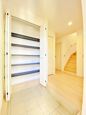 _ސ쌧lst`c4ڂ̐VzˌẴrO