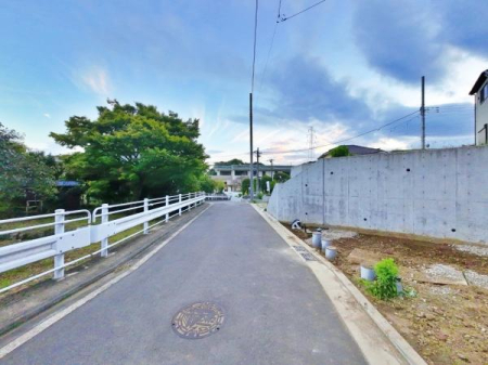 _ސ쌧lstޗǒ̐VzˌĂ̑OʓH܂ތnʐ^