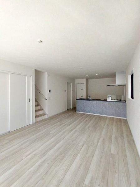 _ސ쌧sq̐VzˌẴrO