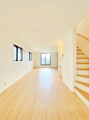 _ސ쌧lsߌn5ڂ̐VzˌẴrO