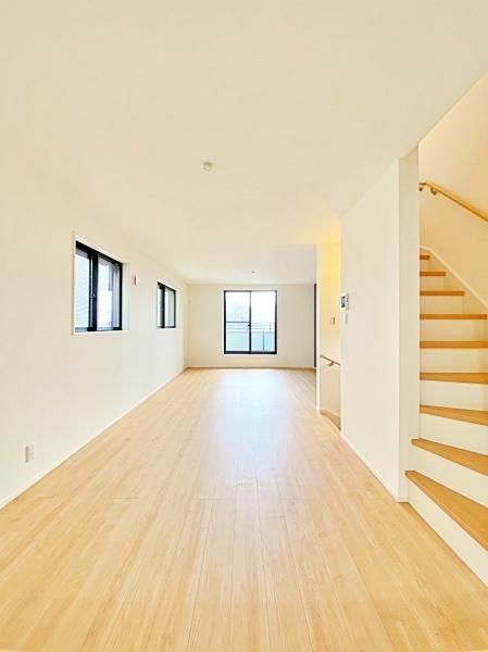 _ސ쌧lsߌn5ڂ̐VzˌẴrO