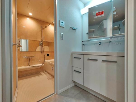 _ސ쌧lsJ2ڂ̒Ã}V̐ʑEʏ