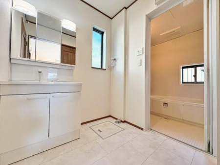 _ސ쌧ls撆c5ڂ̐VzˌĂ̐ʑEʏ